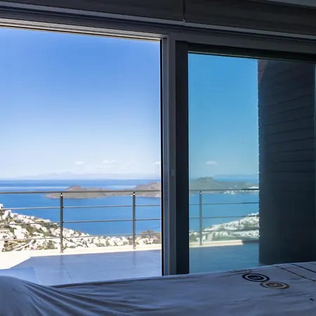 Charming With Sea View In Bodrum