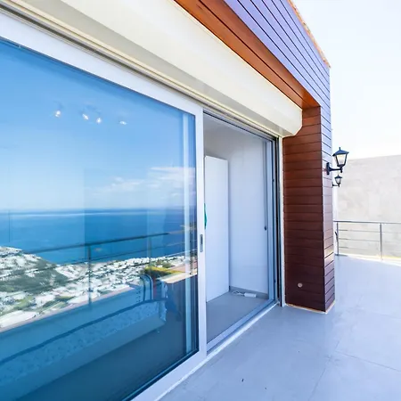 Charming With Sea View In فيلة