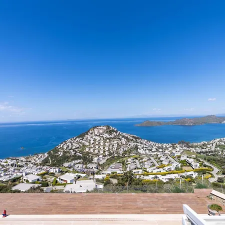 Charming With Sea View In فيلة بودروم