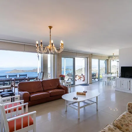 Βίλα Charming With Sea View In *
